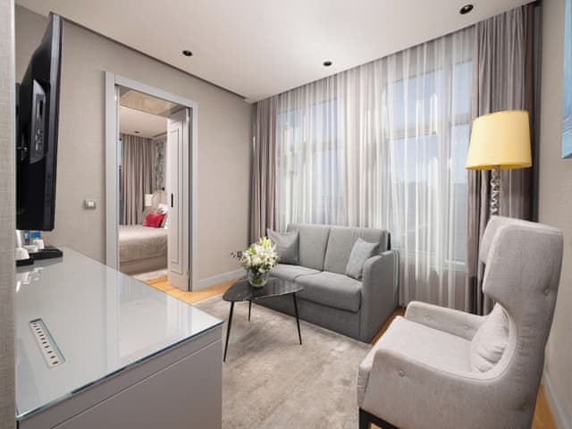 Taksim Suite