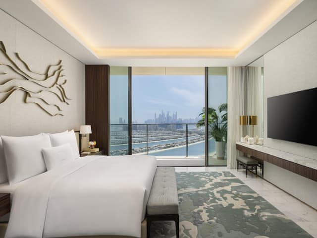 Skyscape Penthouse - Palm View