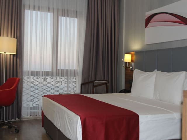 Standard Room, 1 King Bed, Non Smoking