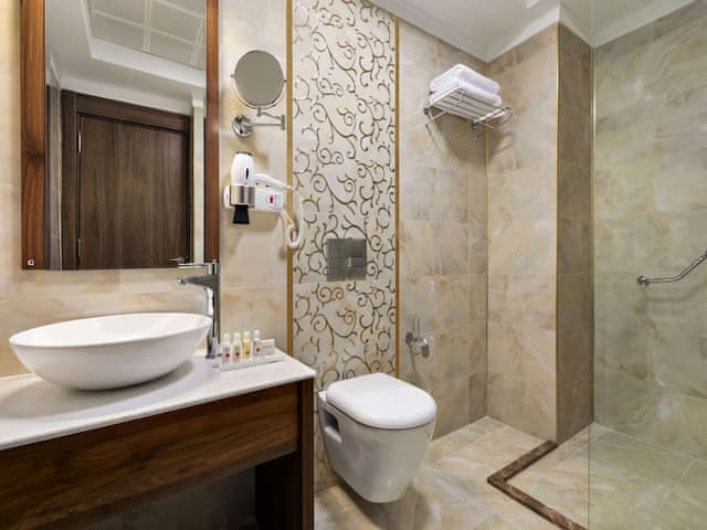 Luxury Suite, 1 King Bed, Non Smoking