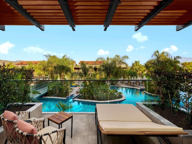 Superior Double Room, Pool view