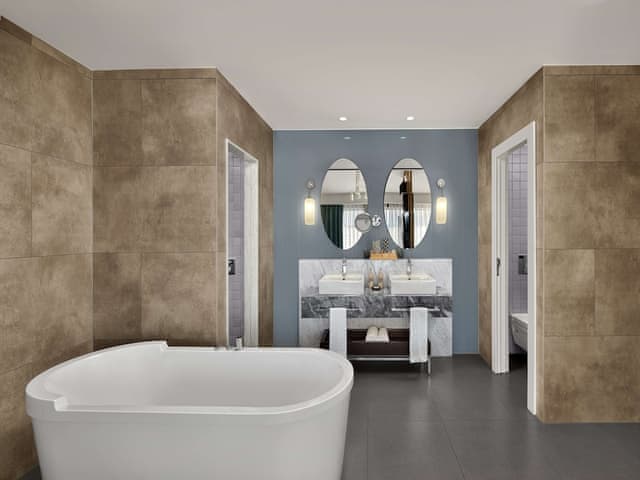 Penthouse, Jetted Tub