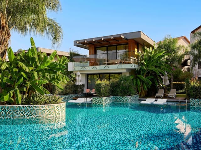 Lake House Suite, Pool Access