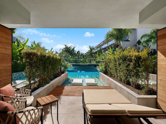Superior Double Room, Pool Access