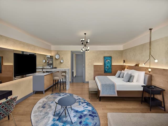 Lake House Suite, Pool Access