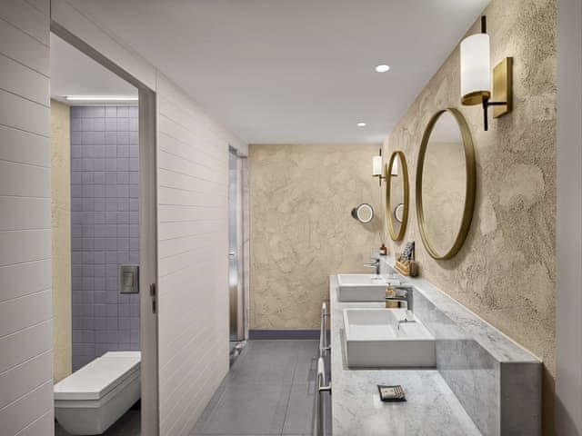 Lake House Suite, Pool Access