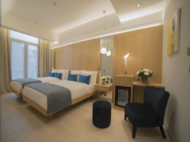 Family Triple Room, 2 Queen Beds, Non Smoking