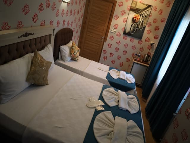 Çift Kişilik veya İki Yataklı Oda