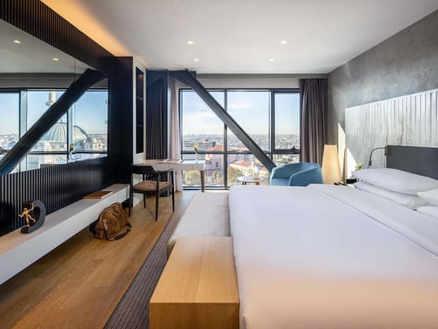 Luxury Room, King Bed, Taksim Square View