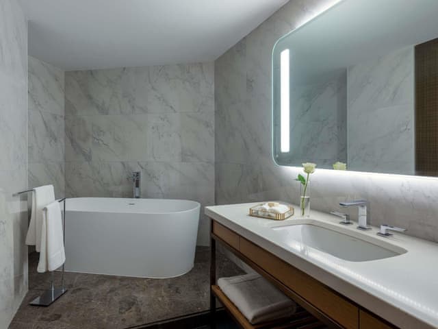Junior Suite, 1 King Bed (Club Millesime access)
