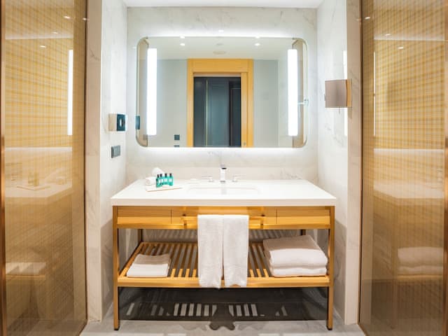 Superior Room, 1 King Bed