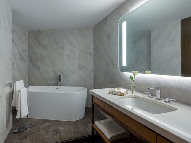 Junior Suite, 1 King Bed (Club Millesime access)