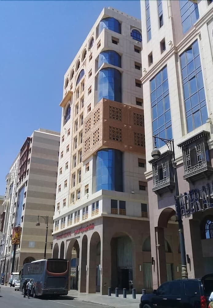 Karam Taibah Almasi