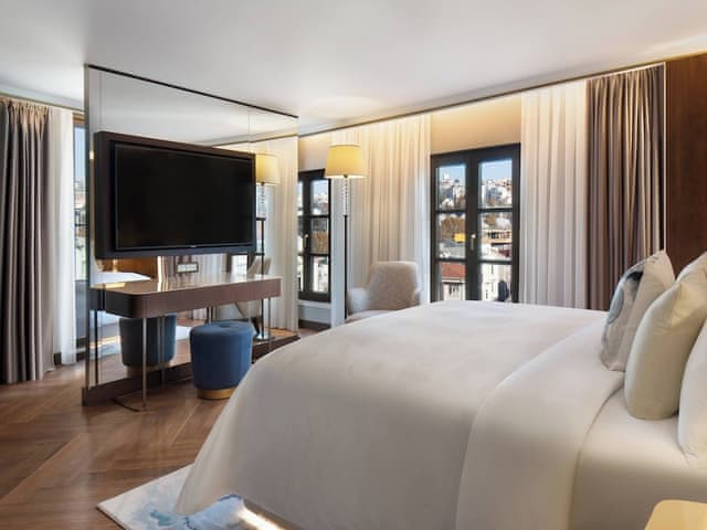 Premier Room, 1 Queen Bed, Tower (View)