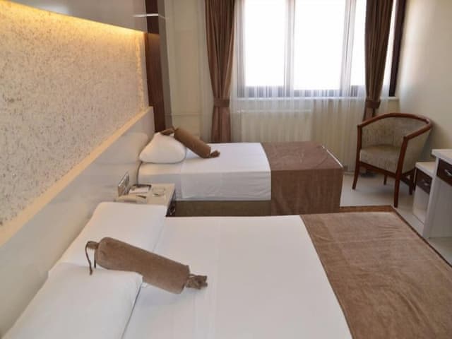 Standart Üç Kişilik Oda