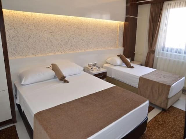 Standart Üç Kişilik Oda