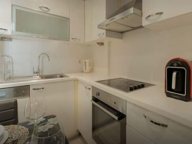 Economy Apartment, 2 Bedrooms, Non Smoking, City View