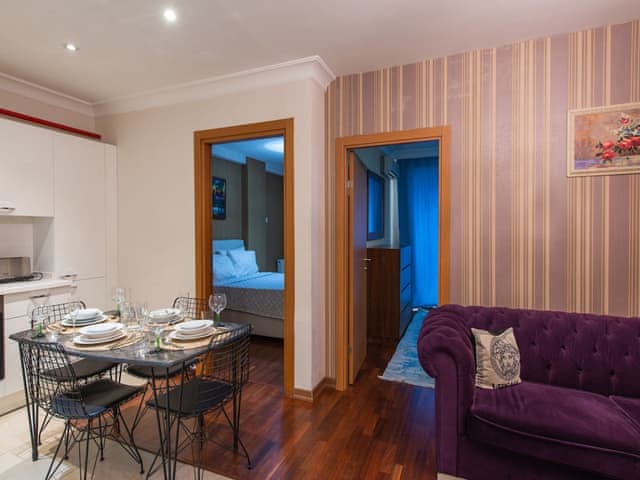 Economy Apartment, 2 Bedrooms, Non Smoking, City View