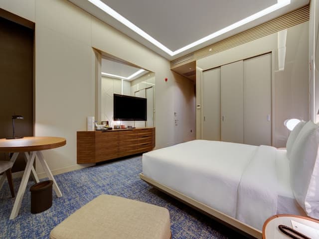 Standard Room, 1 Queen Bed, Accessible