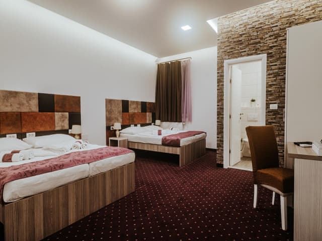 Superior Dört Kişilik Oda