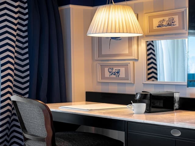 Family Room, Garden View