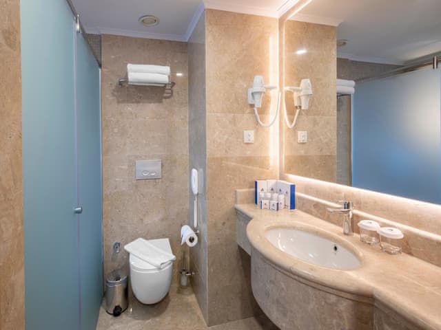 Deluxe Room, Garden View