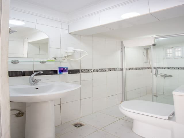 Deluxe Triple Room, Multiple Beds, Sea View