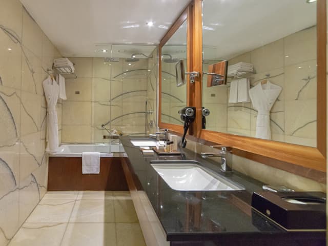 Junior Süit, 1 King Yataklı