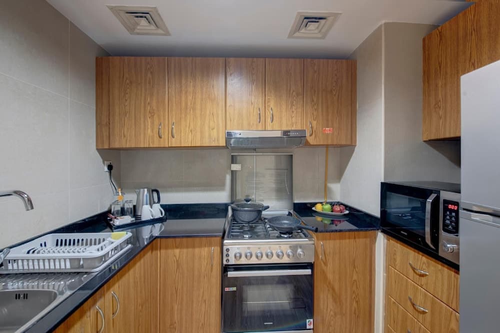 Two Seasons Hotel & Apartments