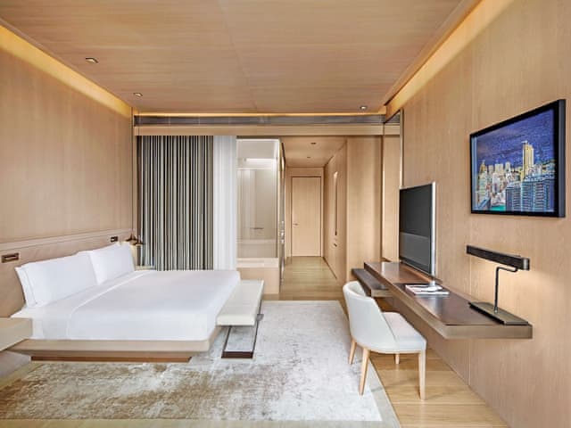 Deluxe Room, 1 King Bed