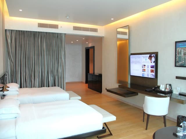Suite, 2 Twin Beds