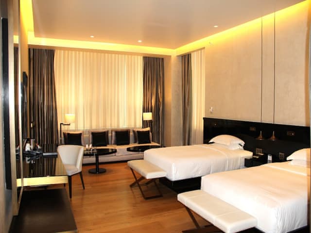 Suite, 2 Twin Beds