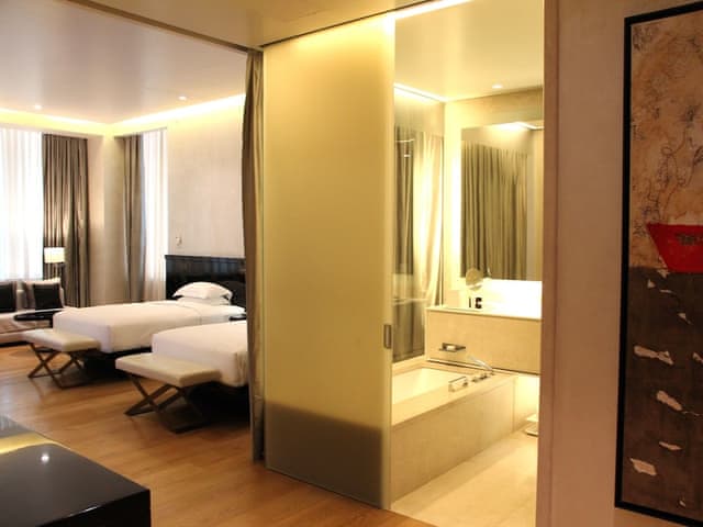 Suite, 2 Twin Beds