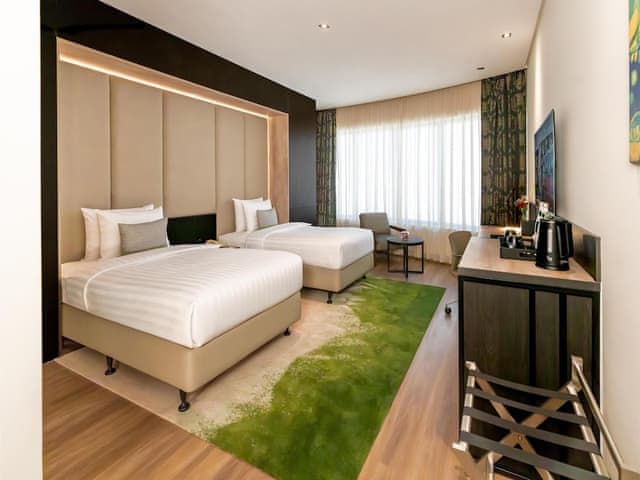 Standard Room, 2 Twin Beds, Non Smoking (View)