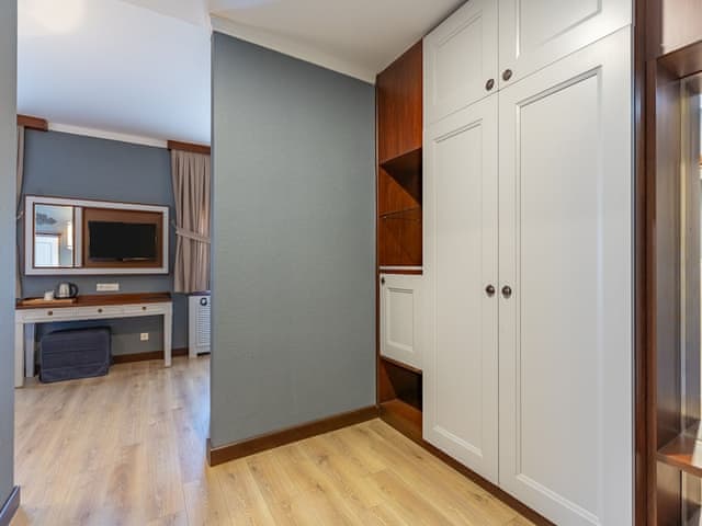 Standard Room, 1 Double or 2 Twin Beds