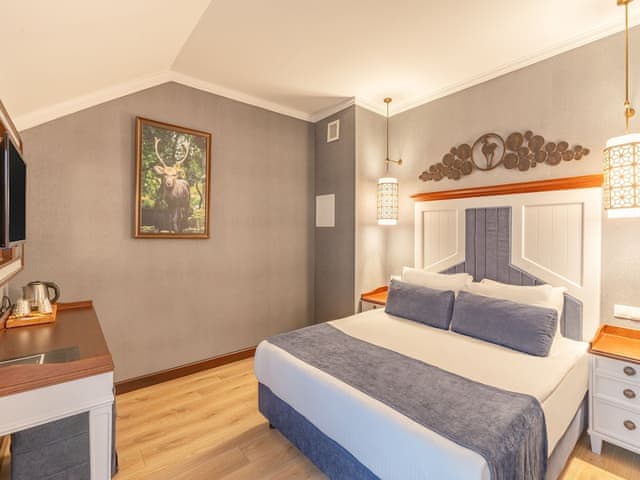 Comfort Room, 2 Bedrooms