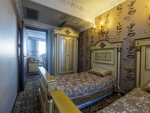 Deluxe Family Suite with Sea view