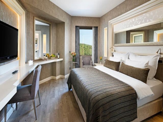 Delüks Çift Kişilik Oda