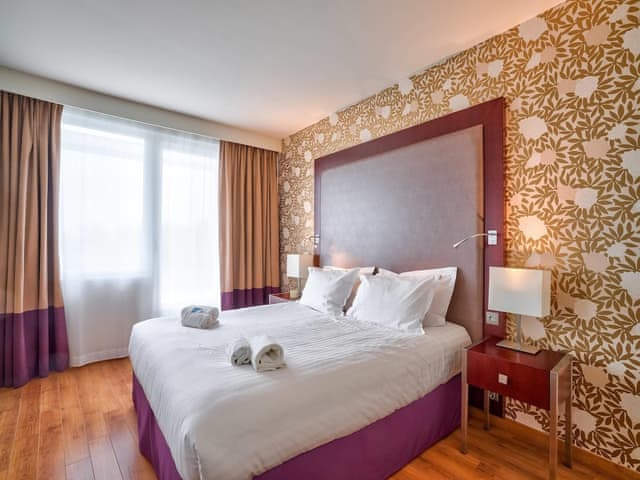 Standard Room, 1 King Bed with Sofa Bed, Non Smoking