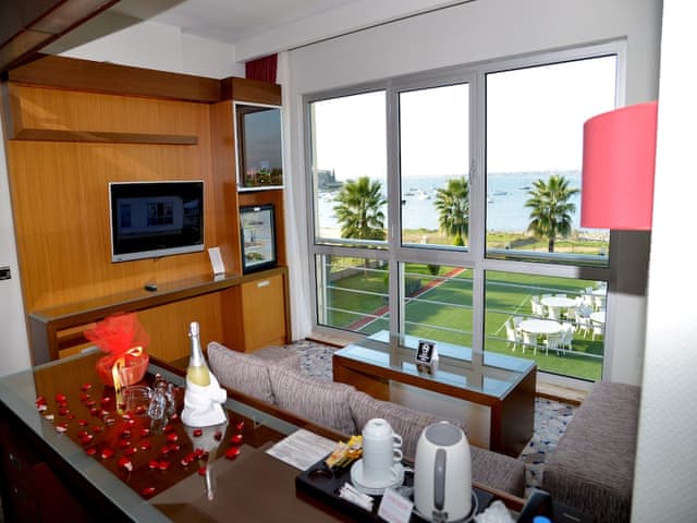 Grand Suite, Sea View