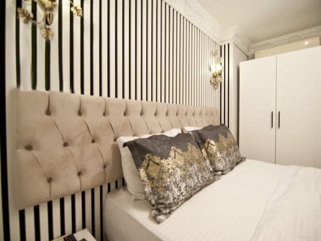 Economic Double Room with Balcony Lower Floor