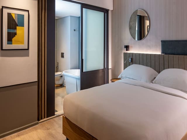 Club Room, 2 Twin Beds