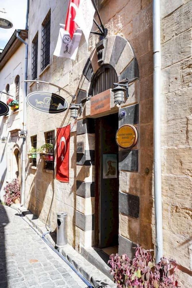 Zeynep Hanim Konagi - Special Class