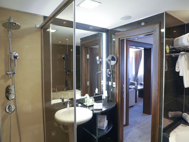 Junior Suite, 1 King Bed with Sofa bed, Hot Tub (lane side)