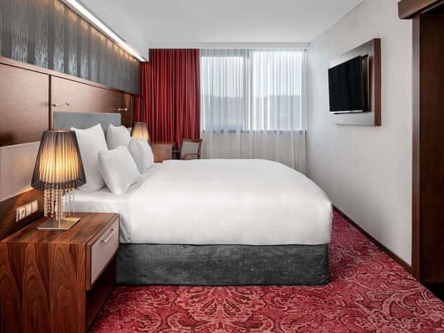 Deluxe Suite, 1 King Bed