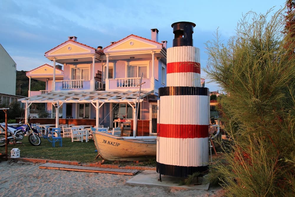 Cundavilla Hotel & Suites