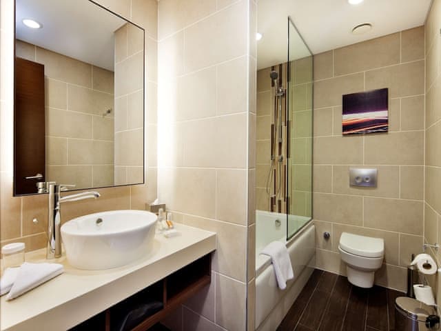 Classic Room, 1 Queen Bed