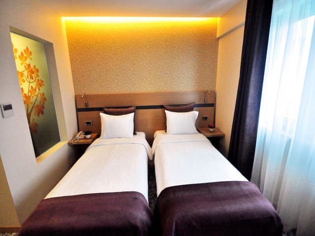 Standart İki Yataklı Oda