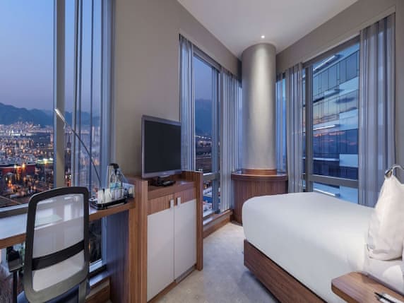 Room, 1 Queen Bed, Corner