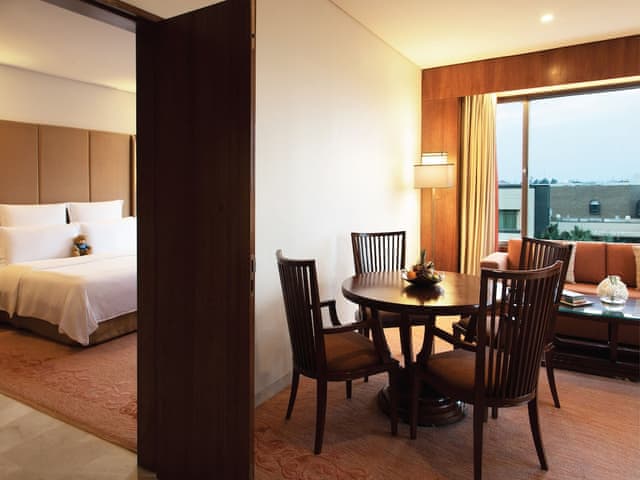 Club Deluxe Suite with direct access to the Executive Lounge